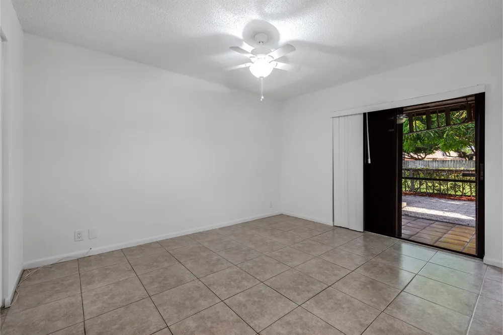 1013 NW 53RD STREET Deerfield Beach, FL 33064