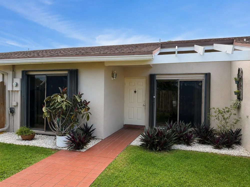 1013 NW 53RD STREET Deerfield Beach, FL 33064