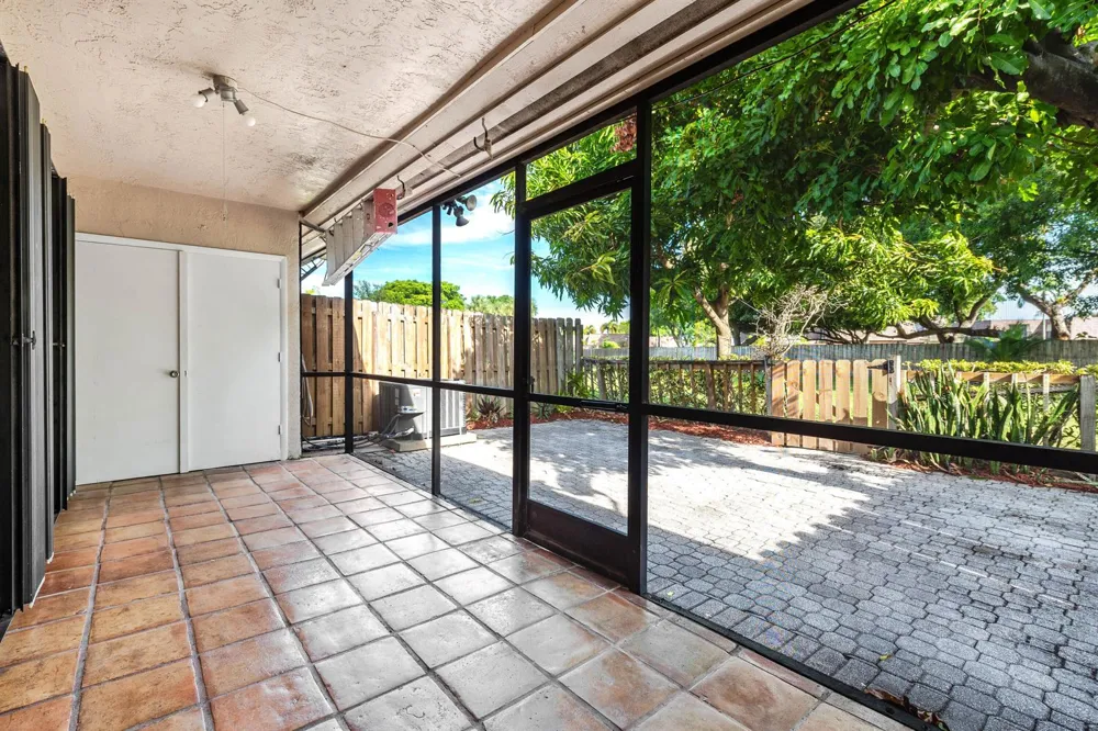 1013 NW 53RD STREET Deerfield Beach, FL 33064