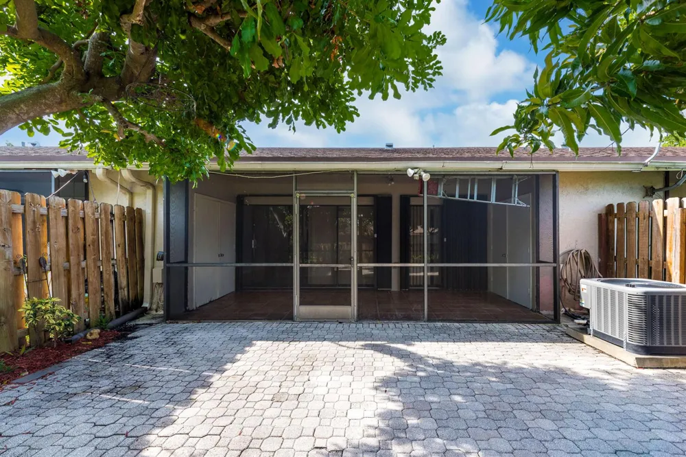 1013 NW 53RD STREET Deerfield Beach, FL 33064