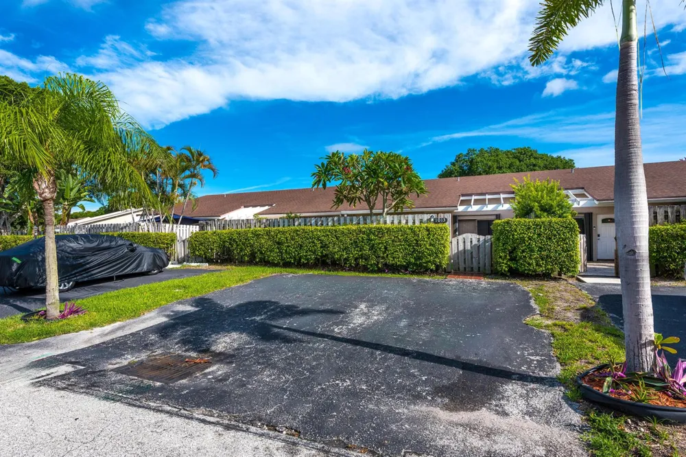 1013 NW 53RD STREET Deerfield Beach, FL 33064
