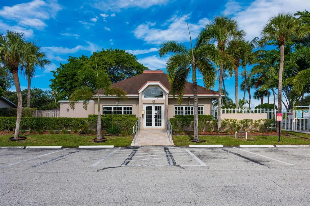 1013 NW 53RD STREET Deerfield Beach, FL 33064
