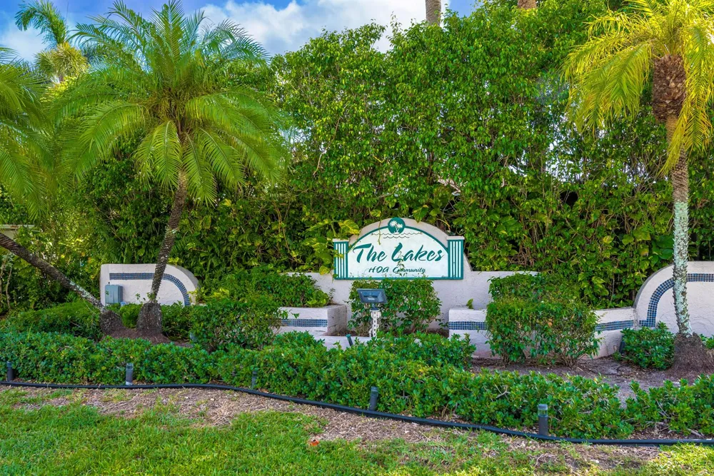 1013 NW 53RD STREET Deerfield Beach, FL 33064