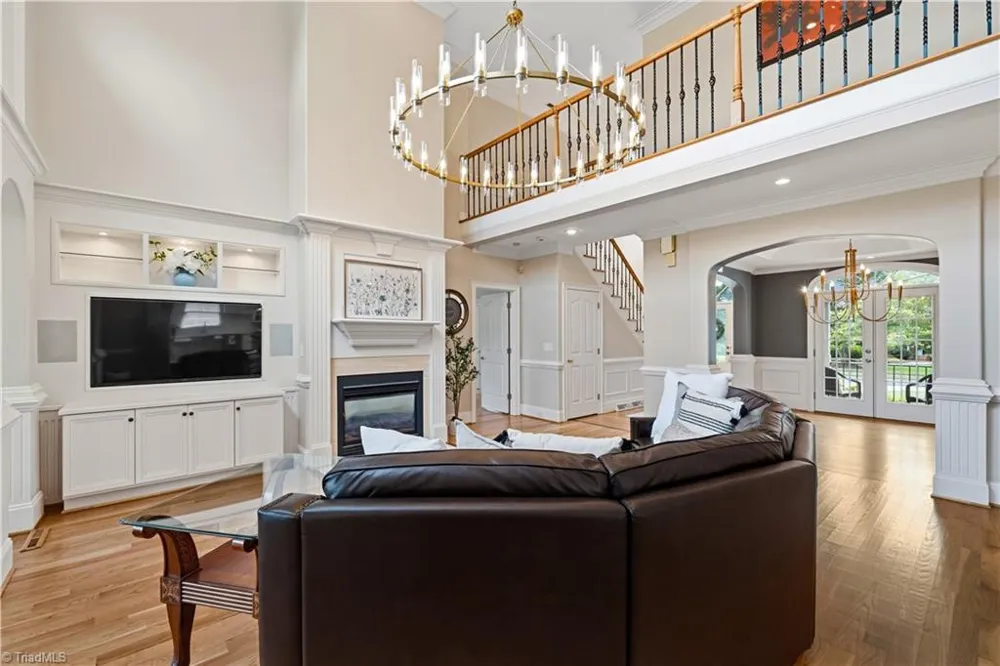 1021 Glen Day Drive Clemmons, NC 27012