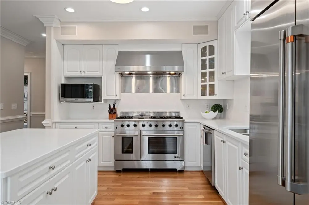1021 Glen Day Drive Clemmons, NC 27012