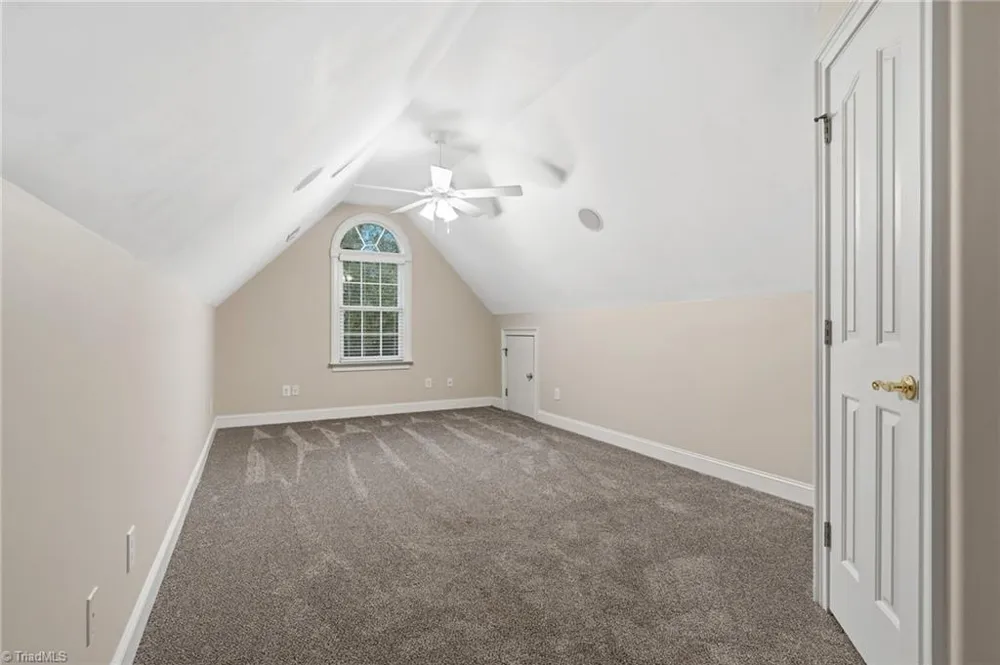 1021 Glen Day Drive Clemmons, NC 27012