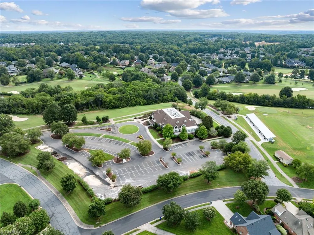 1021 Glen Day Drive Clemmons, NC 27012