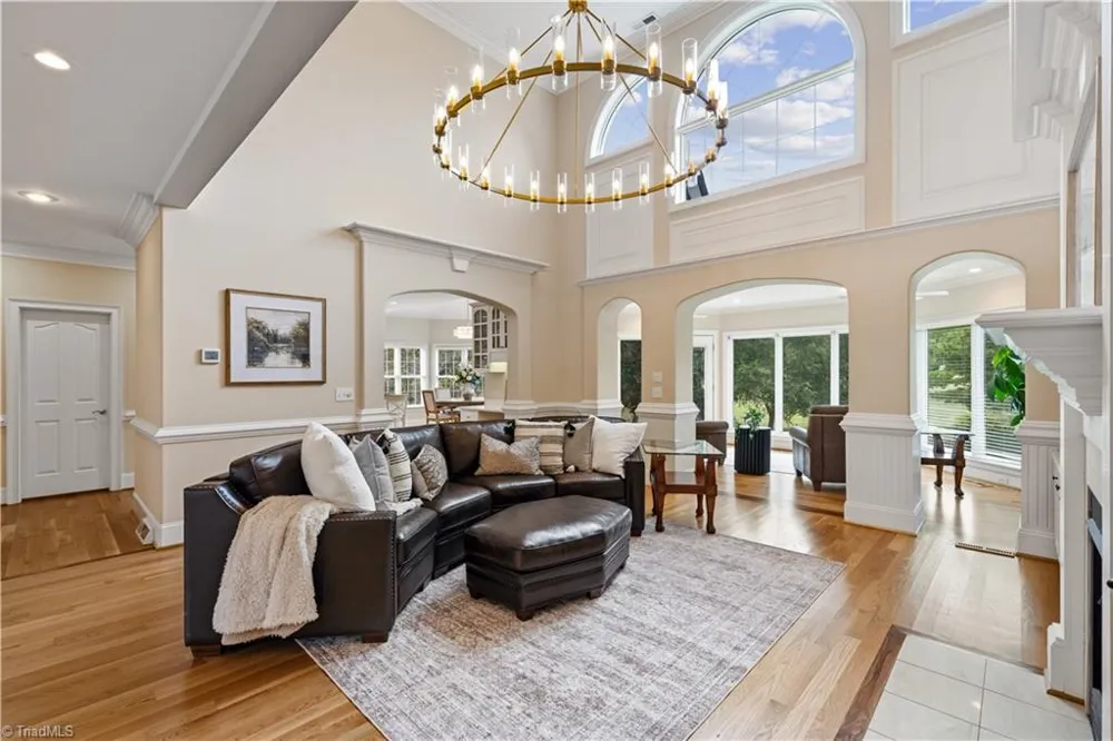 1021 Glen Day Drive Clemmons, NC 27012