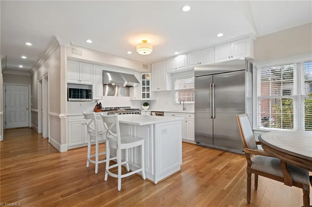 1021 Glen Day Drive Clemmons, NC 27012