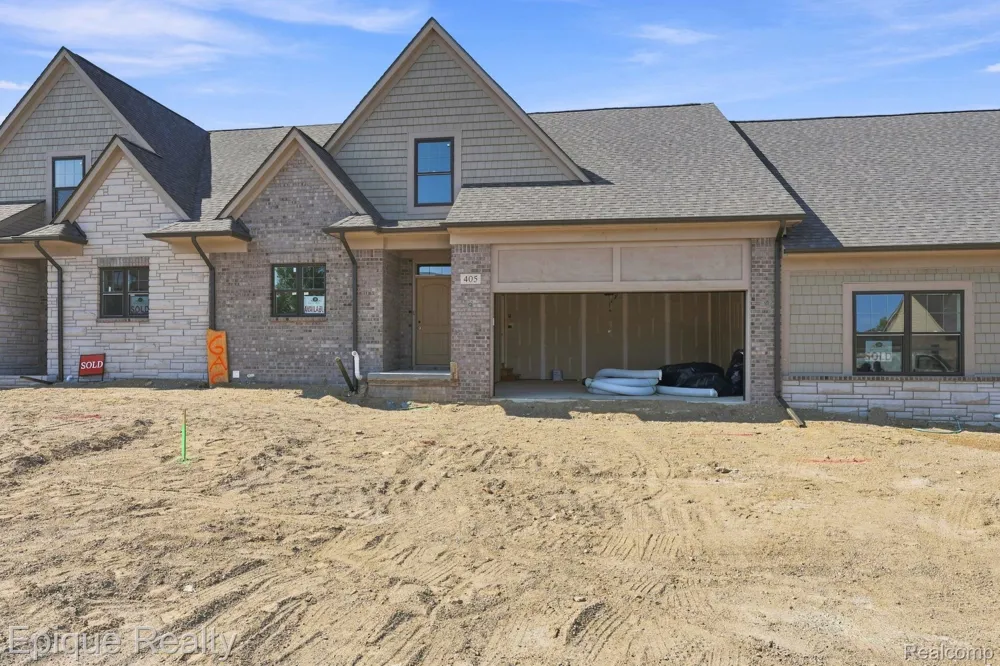405 Cornerstone Drive #66 Oxford Charter Township, MI 48371