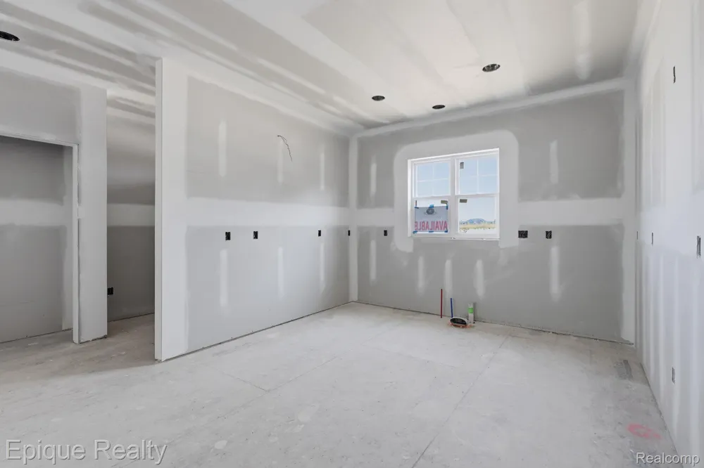 405 Cornerstone Drive #66 Oxford Charter Township, MI 48371