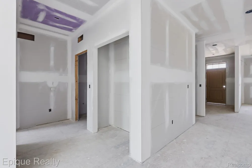 405 Cornerstone Drive #66 Oxford Charter Township, MI 48371