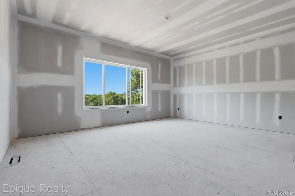 405 Cornerstone Drive #66 Oxford Charter Township, MI 48371