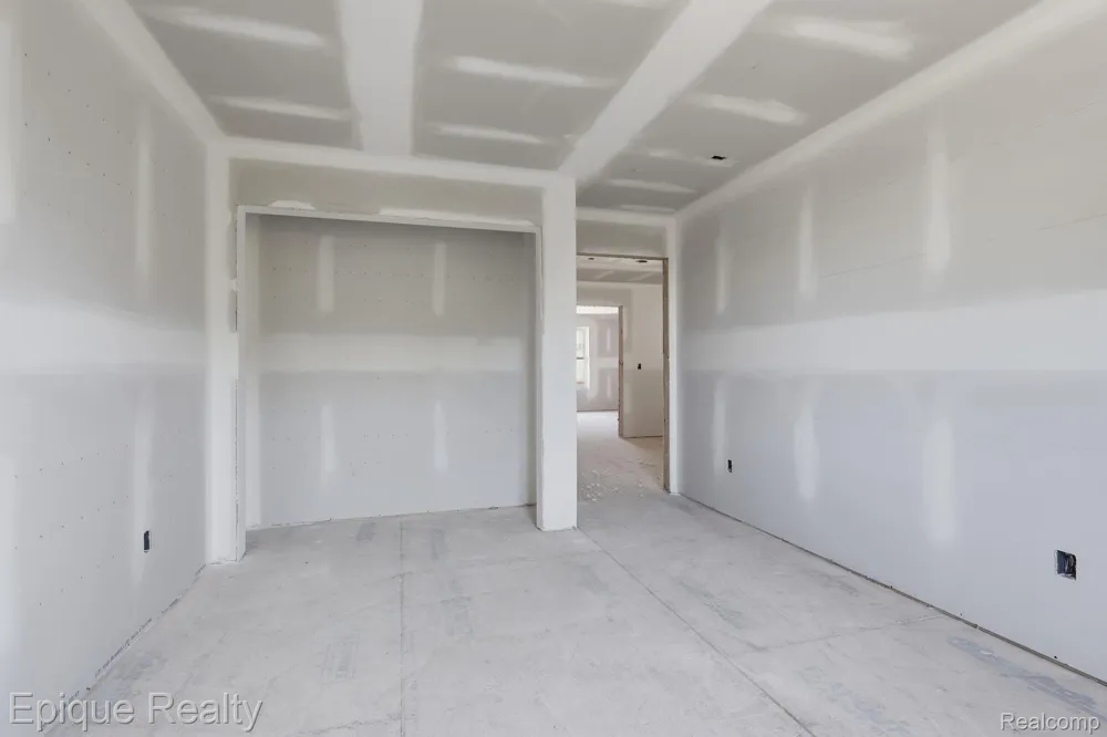405 Cornerstone Drive #66 Oxford Charter Township, MI 48371