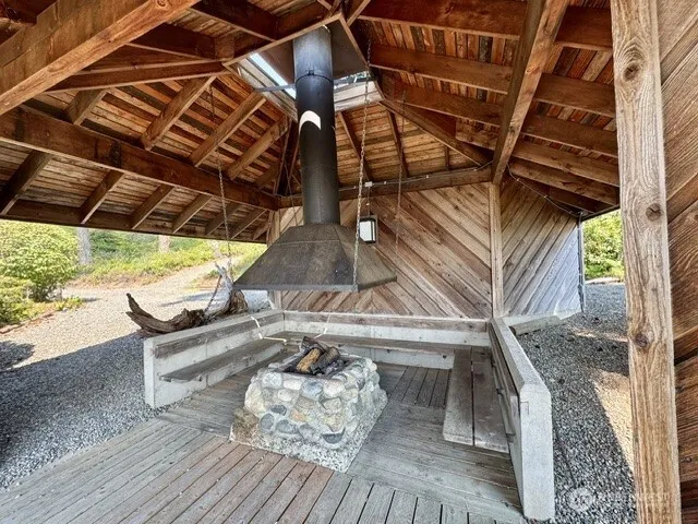 15944 NE Lemolo Shore Drive Poulsbo, WA 98370