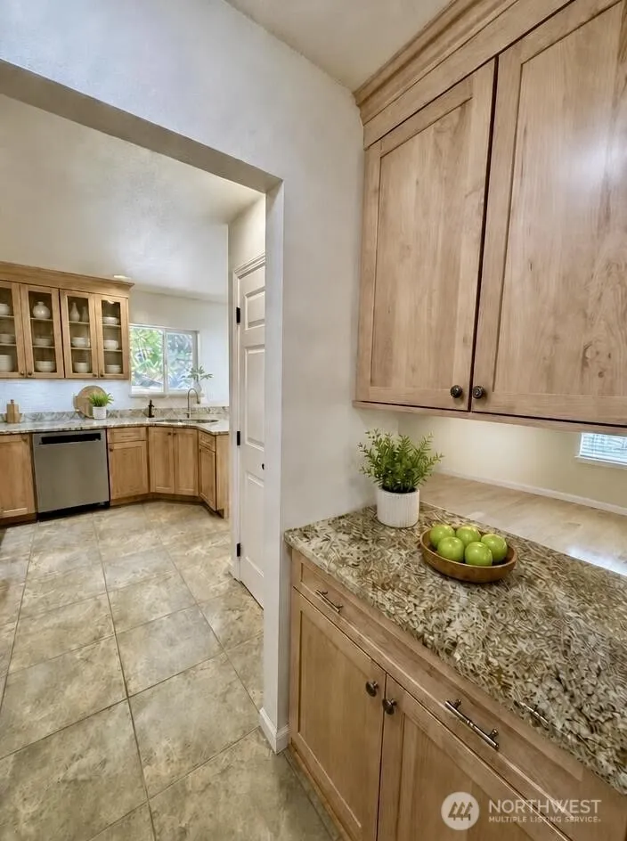 15944 NE Lemolo Shore Drive Poulsbo, WA 98370