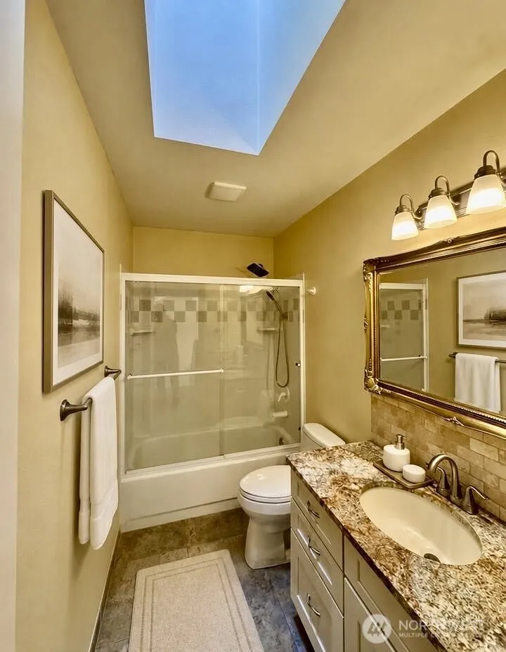 15944 NE Lemolo Shore Drive Poulsbo, WA 98370