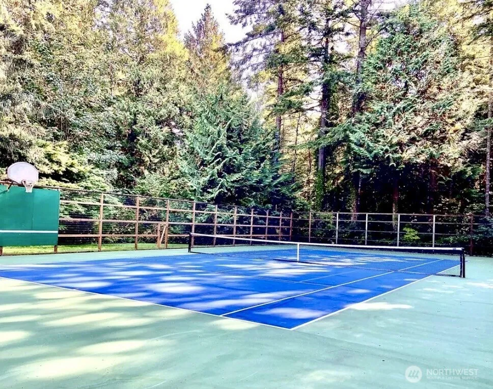 15944 NE Lemolo Shore Drive Poulsbo, WA 98370