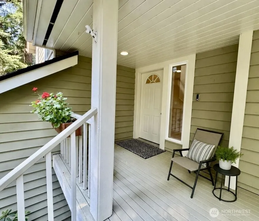 15944 NE Lemolo Shore Drive Poulsbo, WA 98370