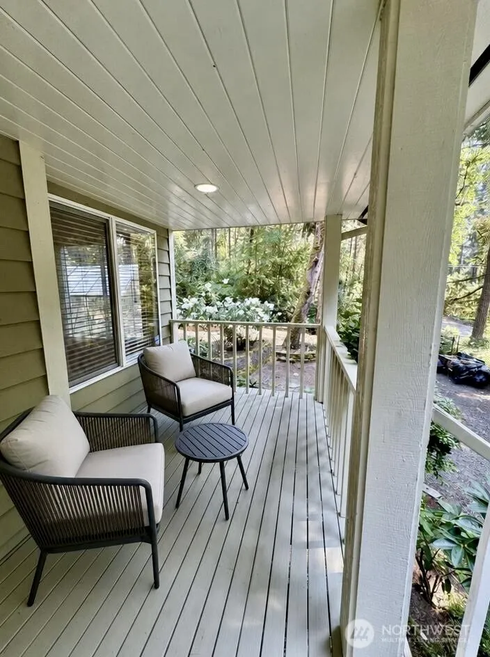 15944 NE Lemolo Shore Drive Poulsbo, WA 98370