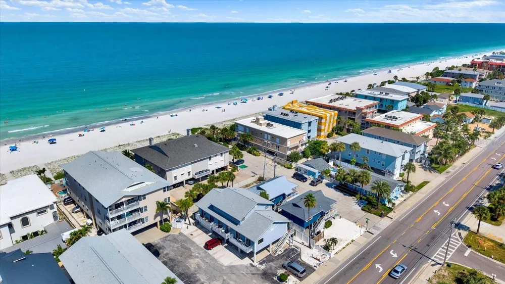 1802 GULF BOULEVARD #8 Indian Rocks Beach, FL 33785