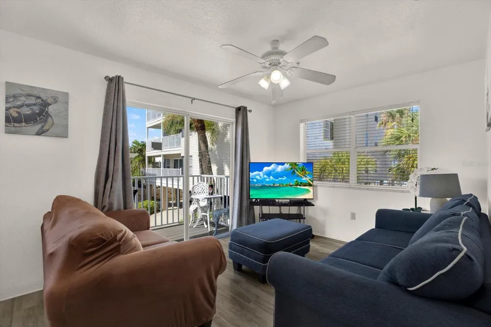 1802 GULF BOULEVARD #8 Indian Rocks Beach, FL 33785
