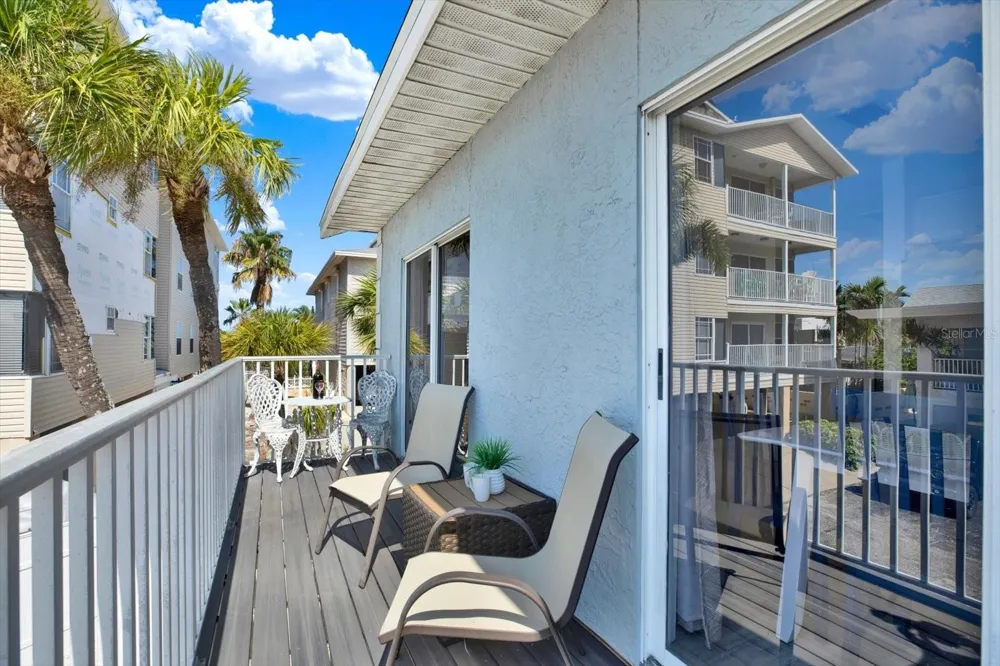 1802 GULF BOULEVARD #8 Indian Rocks Beach, FL 33785