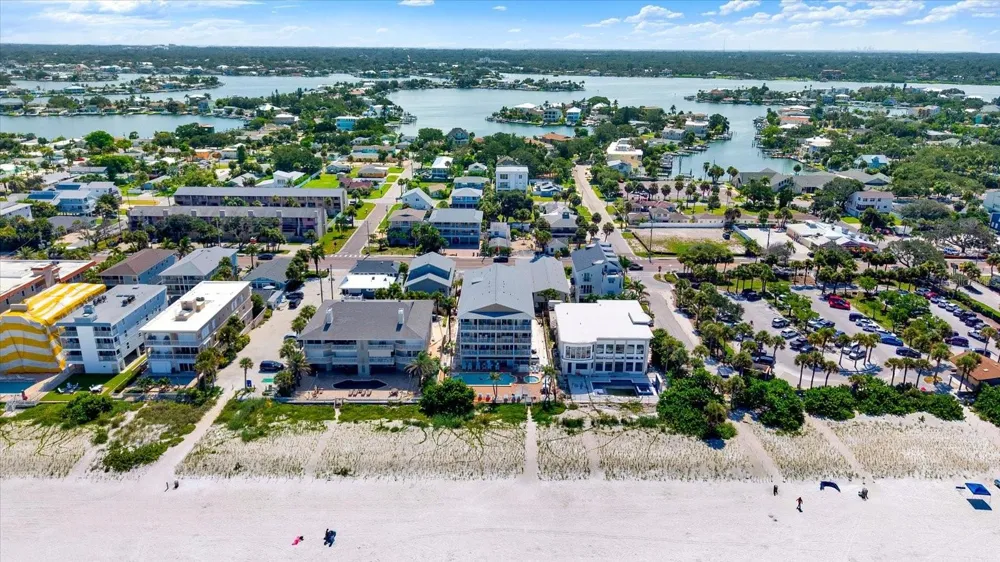1802 GULF BOULEVARD #8 Indian Rocks Beach, FL 33785