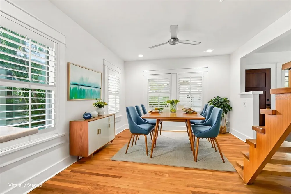 719 S BUNGALOW TERRACE Tampa, FL 33606