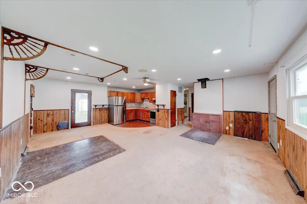 343 Pleasant Drive Whiteland, IN 46184