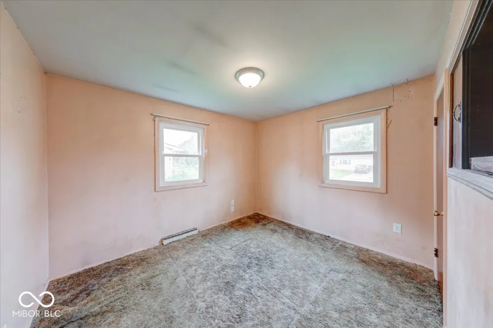 343 Pleasant Drive Whiteland, IN 46184