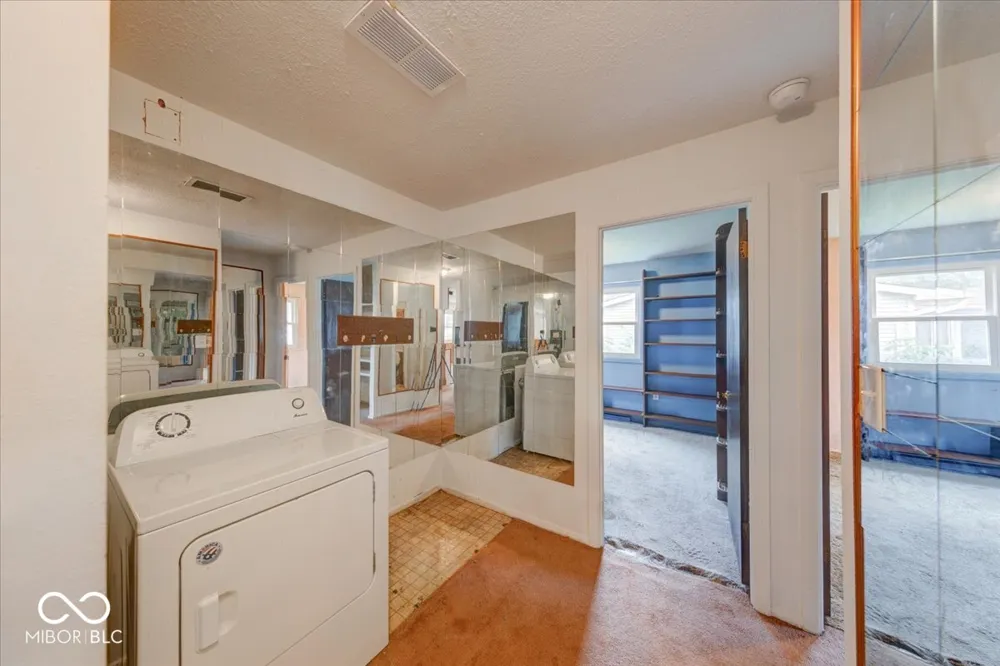 343 Pleasant Drive Whiteland, IN 46184