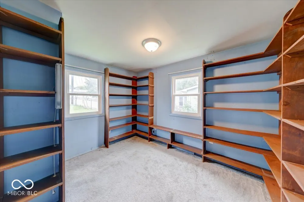 343 Pleasant Drive Whiteland, IN 46184