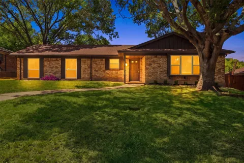 2021 Meadowcreek Drive