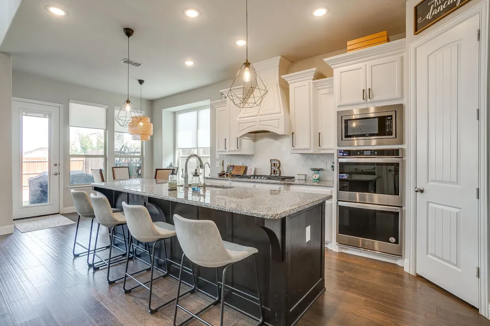 621 Brody Trail Aledo, TX 76008