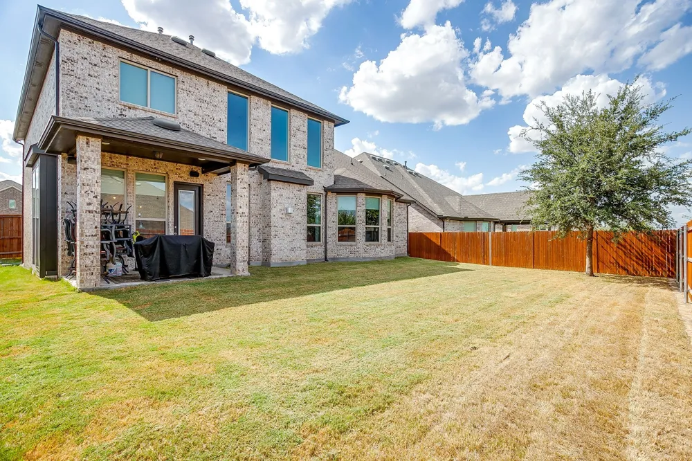 621 Brody Trail Aledo, TX 76008