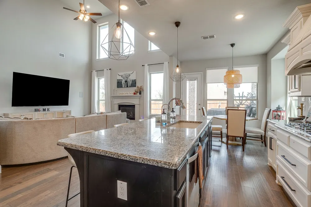 621 Brody Trail Aledo, TX 76008