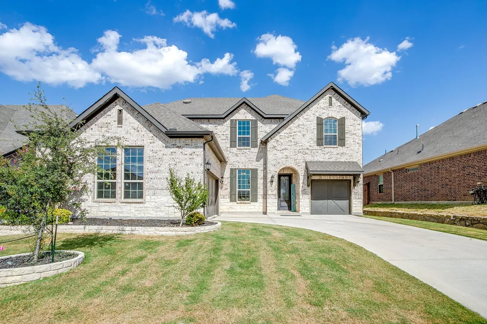 621 Brody Trail Aledo, TX 76008