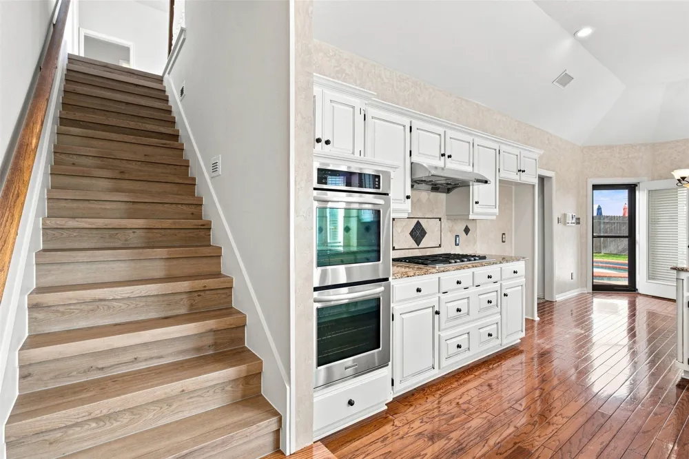 3310 Moss Creek Drive Grapevine, TX 76051