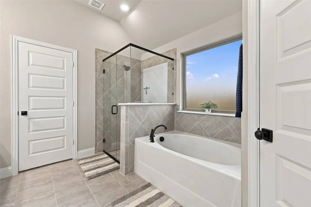1056 Hickory Lane Howe, TX 75459