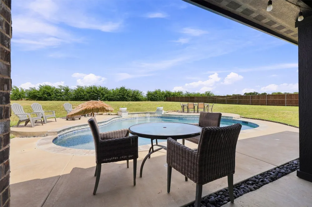 1056 Hickory Lane Howe, TX 75459