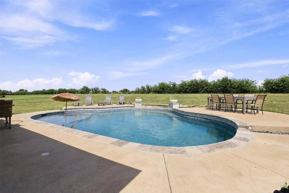 1056 Hickory Lane Howe, TX 75459
