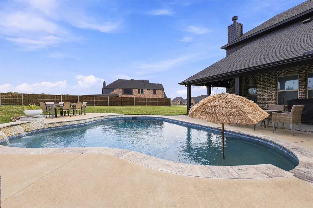 1056 Hickory Lane Howe, TX 75459