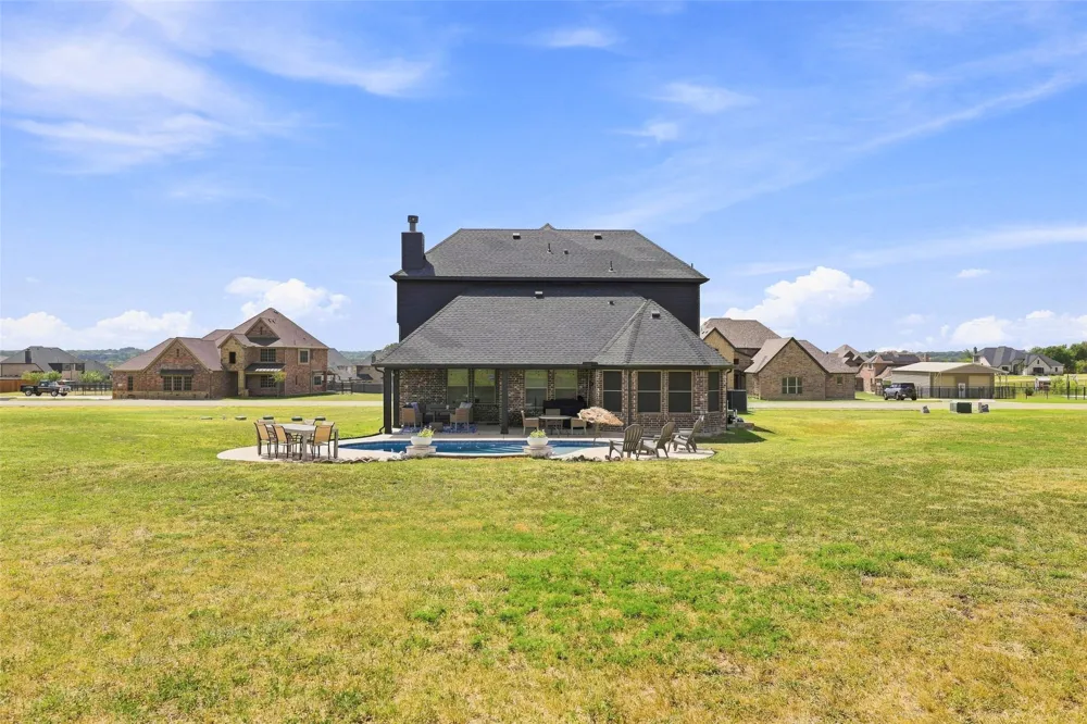 1056 Hickory Lane Howe, TX 75459