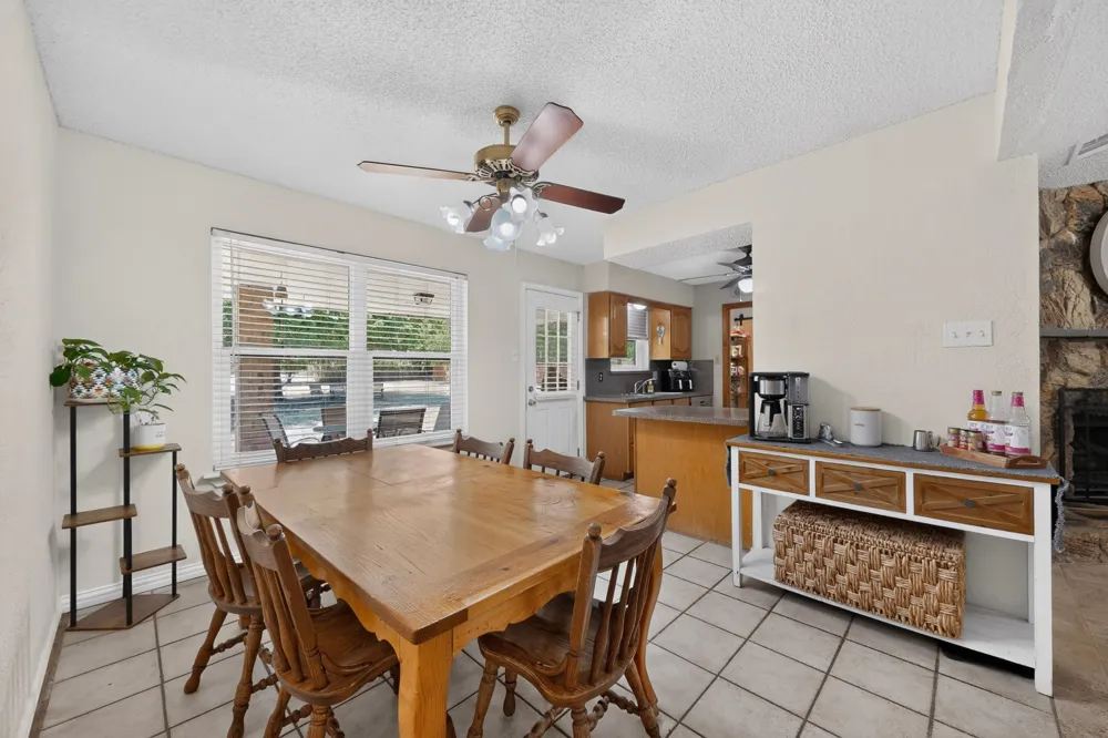 105 Prairie Creek Road Red Oak, TX 75154