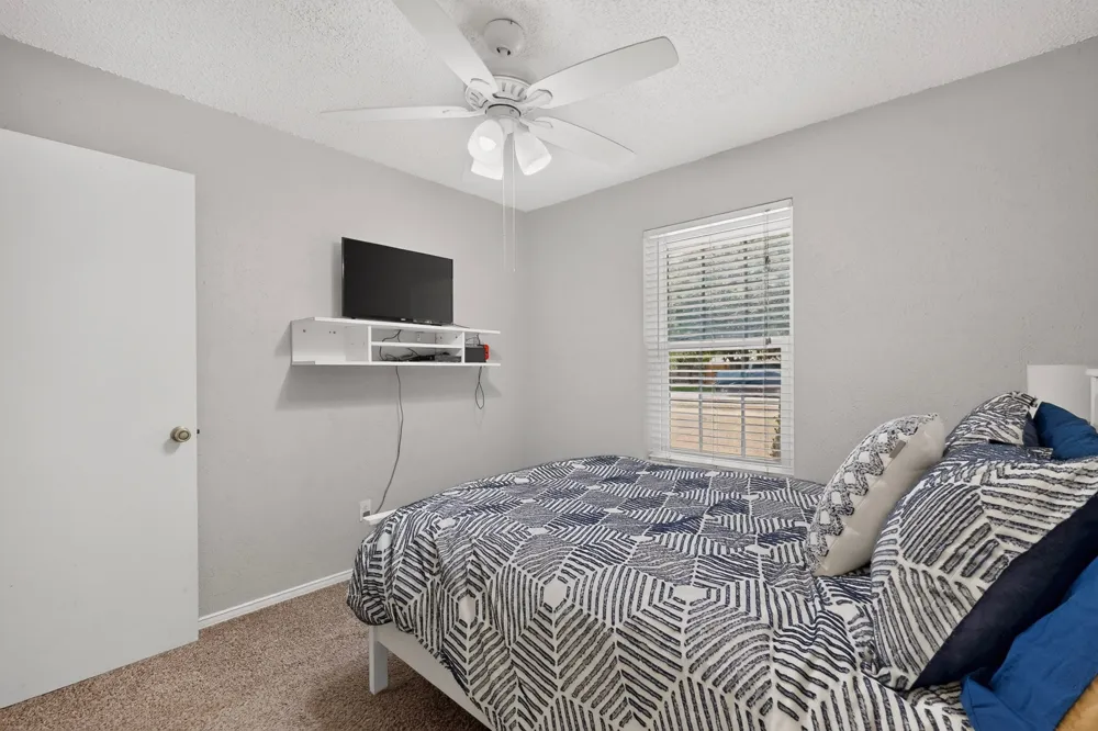 105 Prairie Creek Road Red Oak, TX 75154