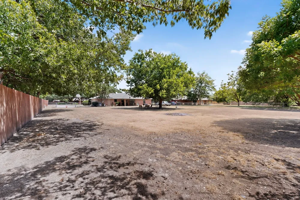105 Prairie Creek Road Red Oak, TX 75154