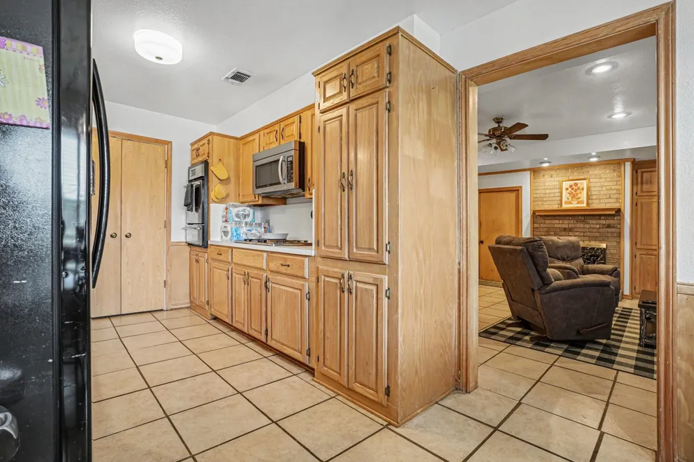407 Lumpkin Drive Ennis, TX 75119