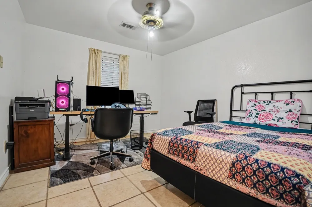 407 Lumpkin Drive Ennis, TX 75119