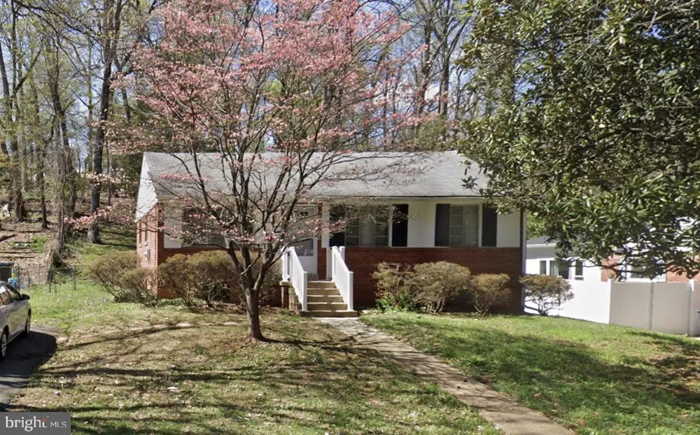 3824 LARCHWOOD ROAD Falls Church, VA 22041